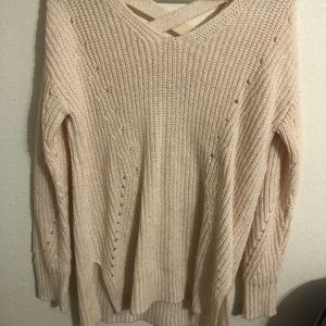 Large light pink knitted sweater